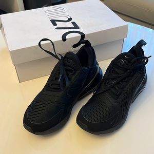 Air Nike 270 excellent condition with original box